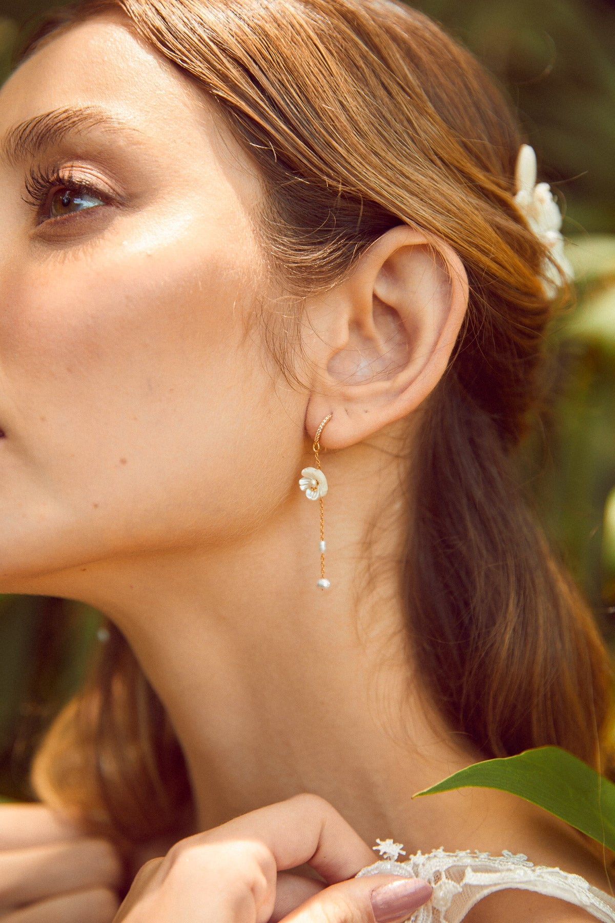 floral earrings