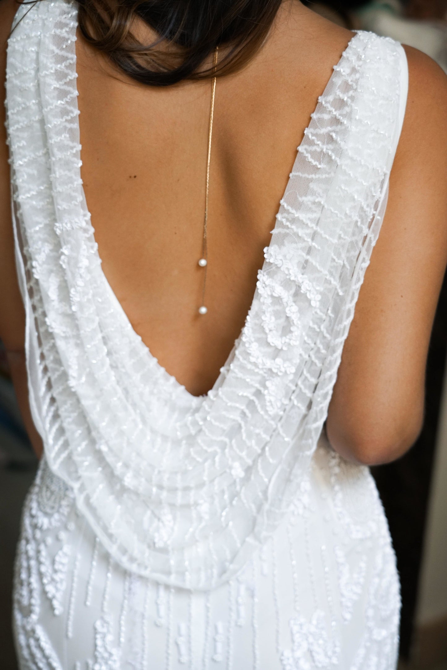 Exquisite - Natural Pearl Back Necklace