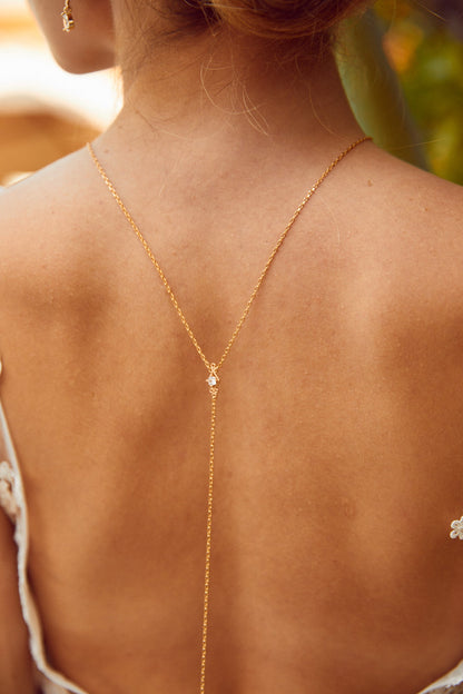 Romantic and elegant back necklace