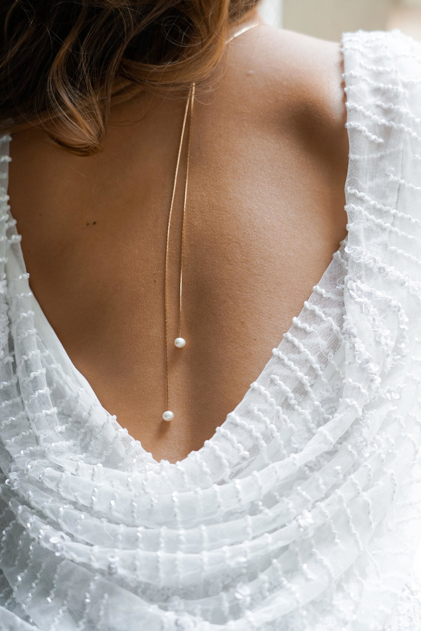 Exquisite - Natural Pearl Back Necklace