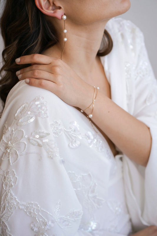 modern pearl bracelet